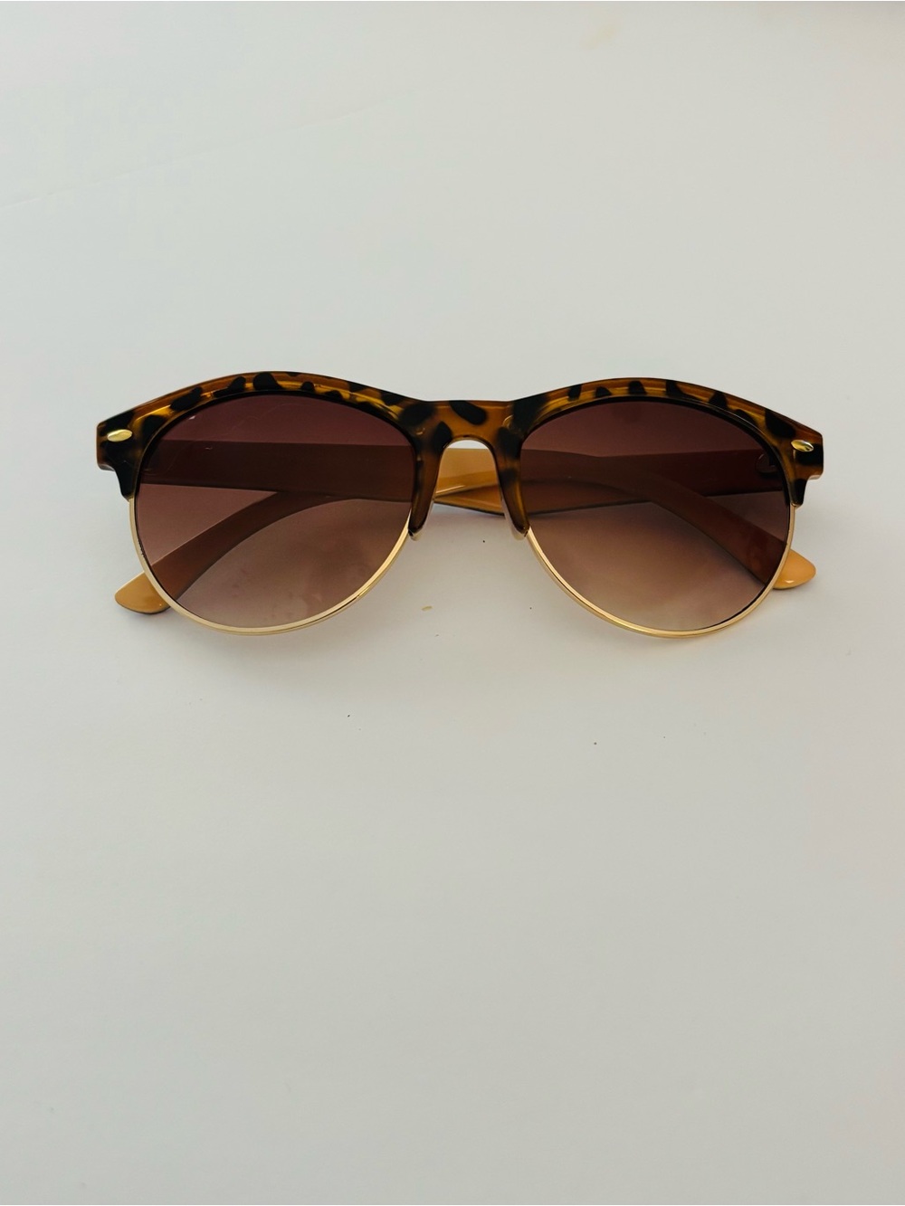 Foster Grant Tortoiseshell Cat-Eye Women's Sunglasses - Brown